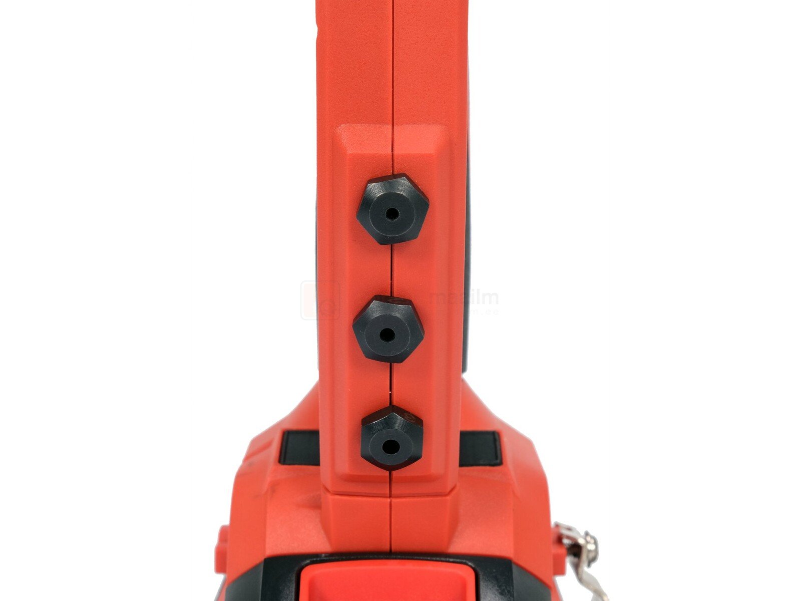 Pildil on näha Yato akutoitel neetimispüstoli detail, millel on kolm nuppu ja osa korpusest.