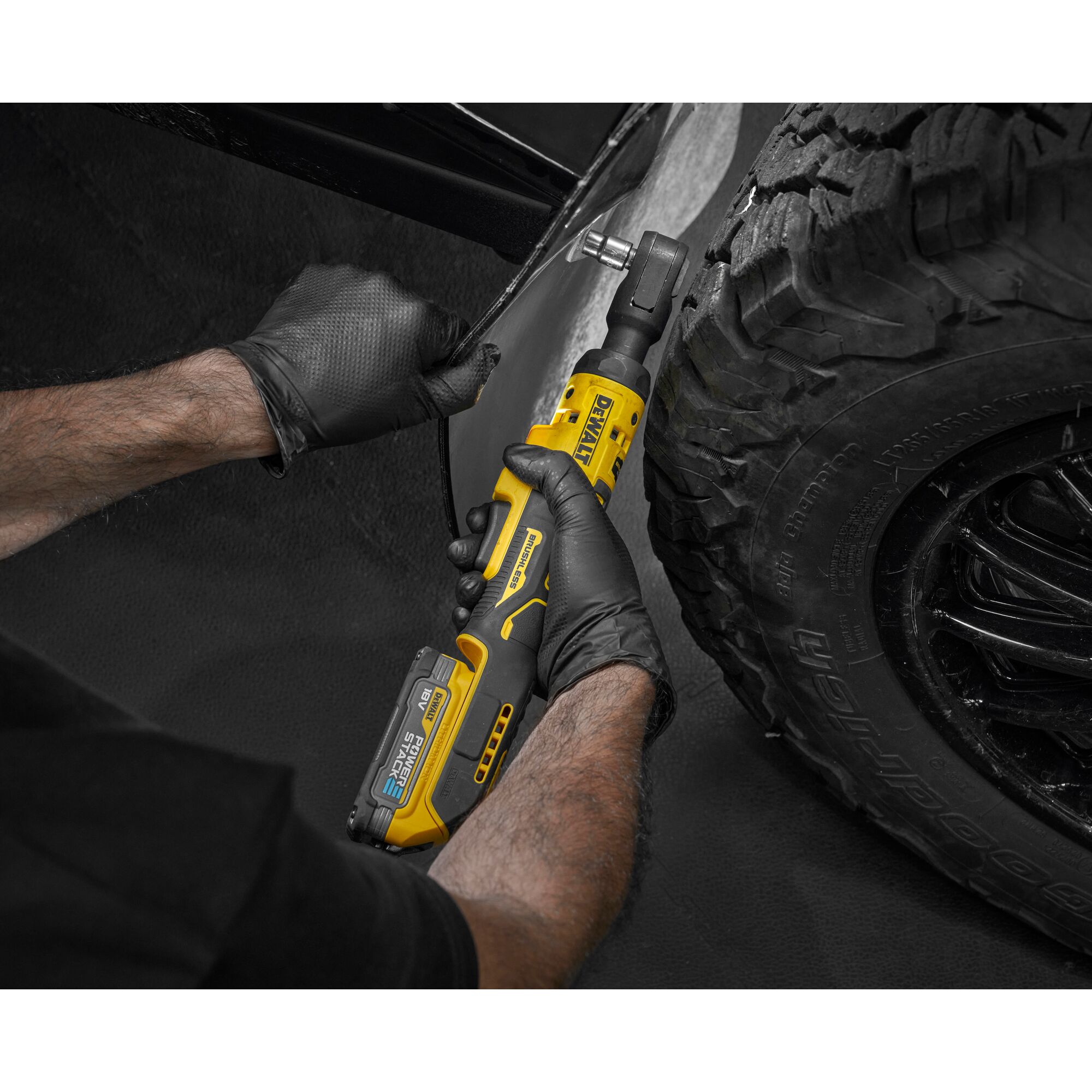 DeWalt akunarre DCF512N, ilma aku ja laadijata