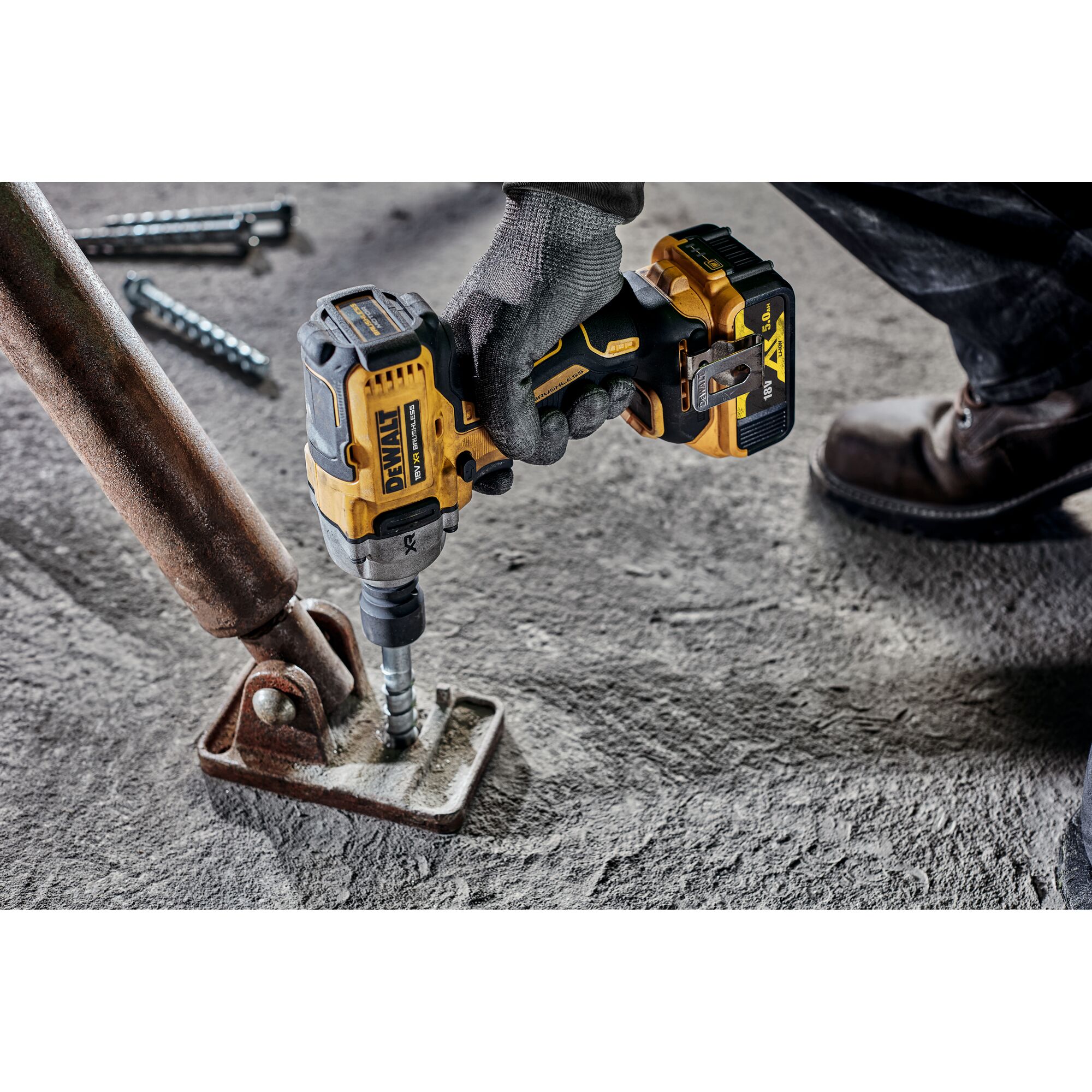 DeWalt akulöökmutrikeeraja DCF892P2T