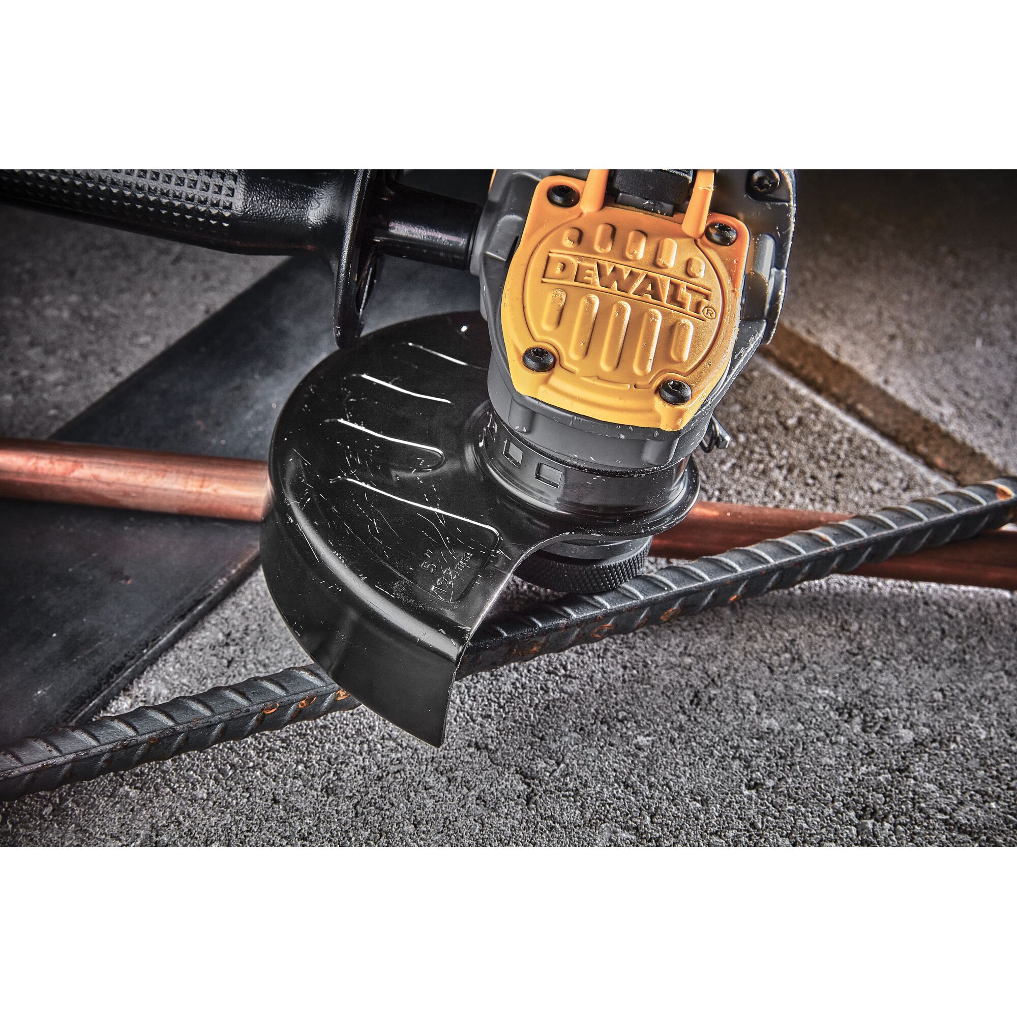 DeWalt akunurklihvija Flexvolt Advantage DCG409NT, ilma aku ja laadijata