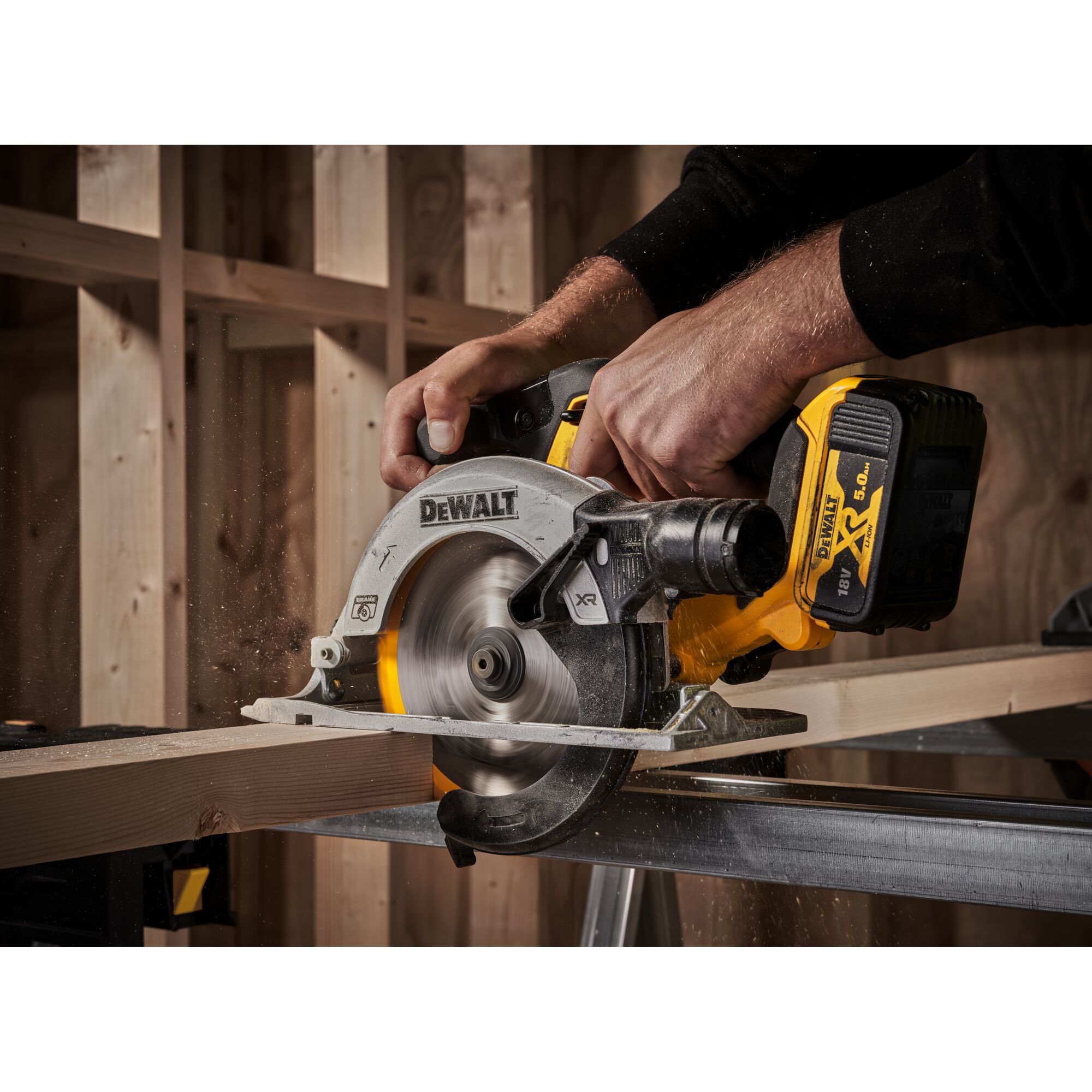DeWalt akuketassaag DCS565N, ilma aku ja laadijata