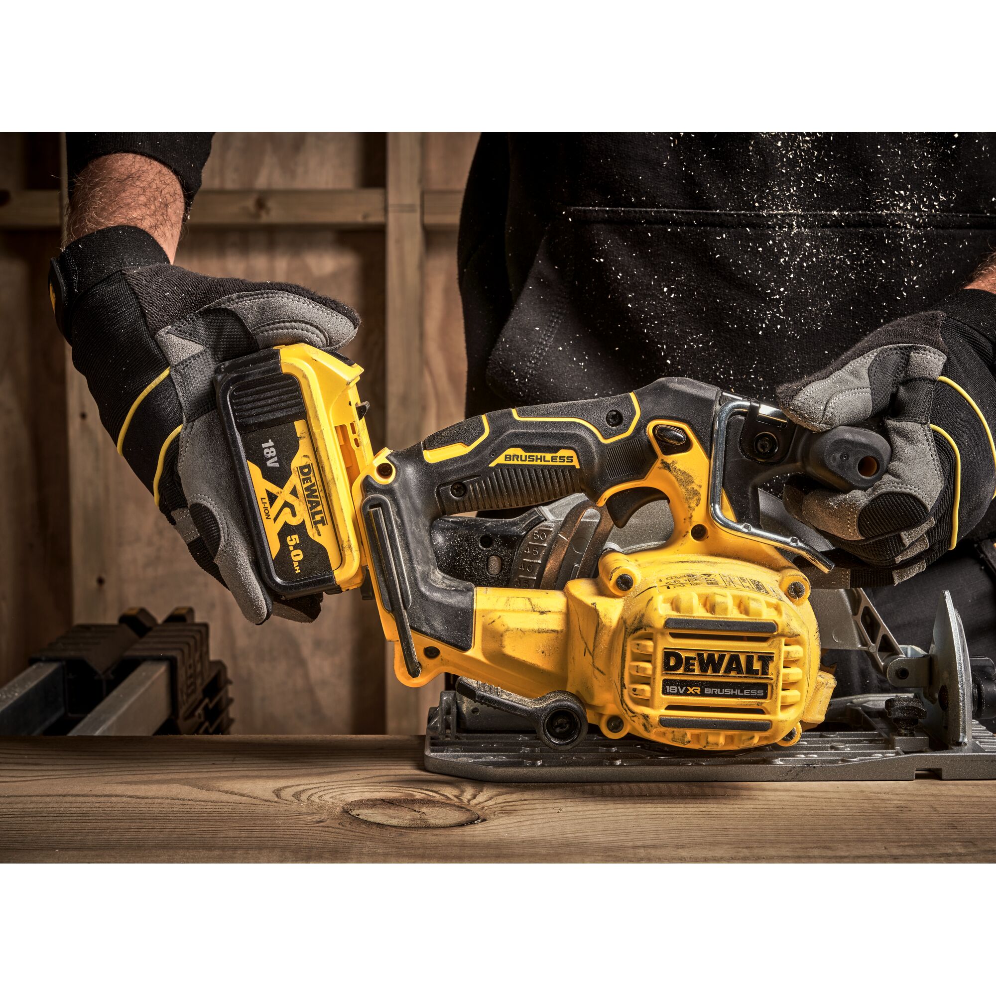 DeWalt akuketassaag DCS565N, ilma aku ja laadijata