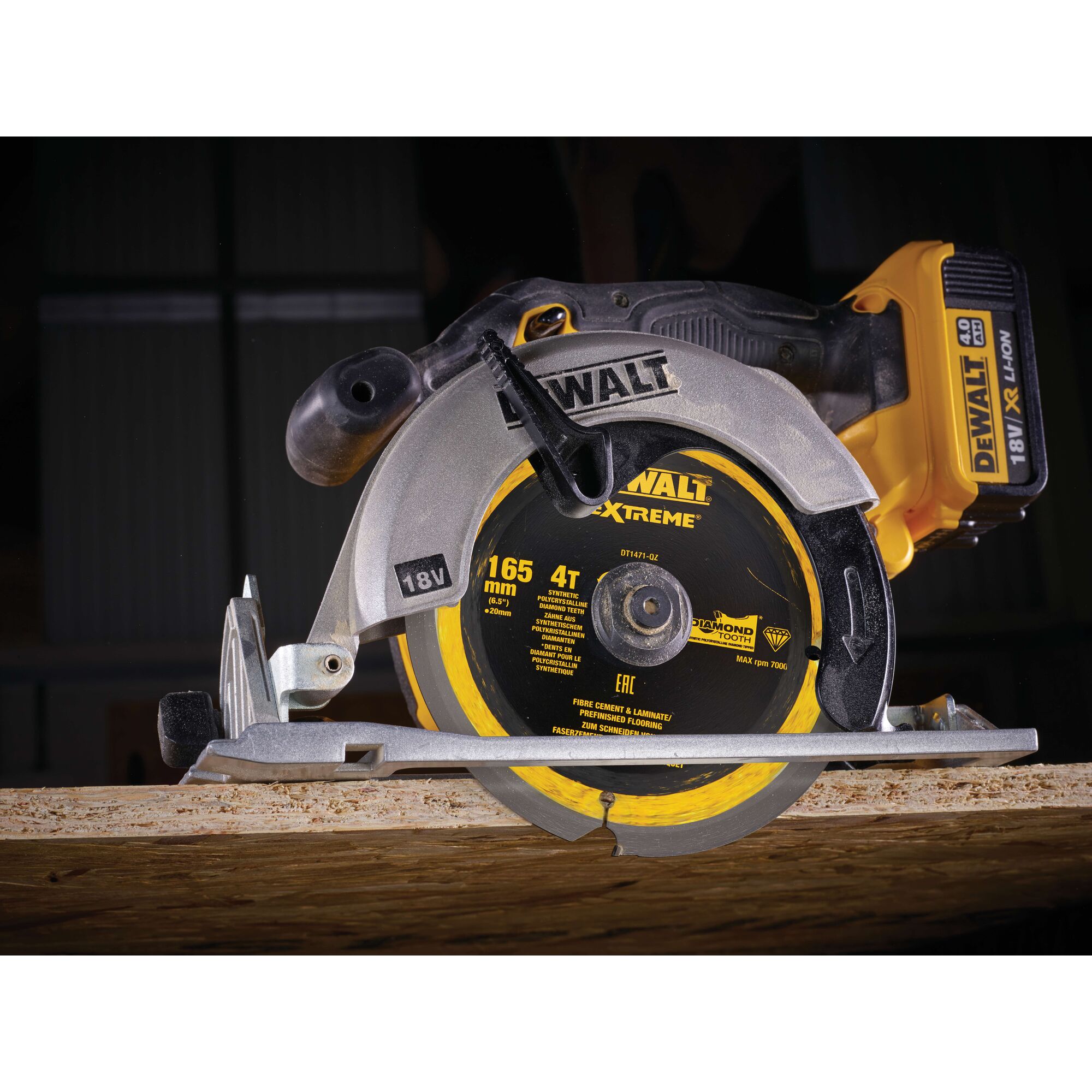 DeWalt saeketas Extreme 165 x 20 mm Z4 kiudtsementplaadile