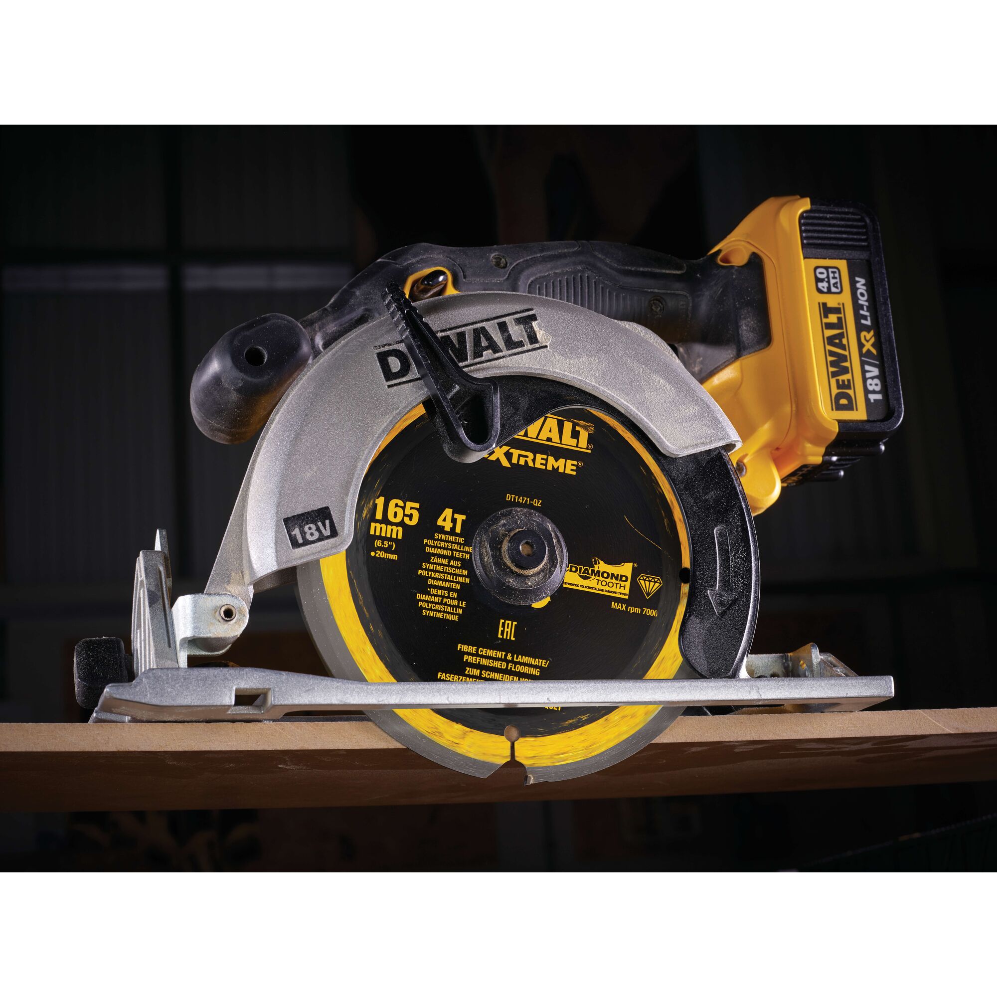 DeWalt saeketas Extreme 165 x 20 mm Z4 kiudtsementplaadile