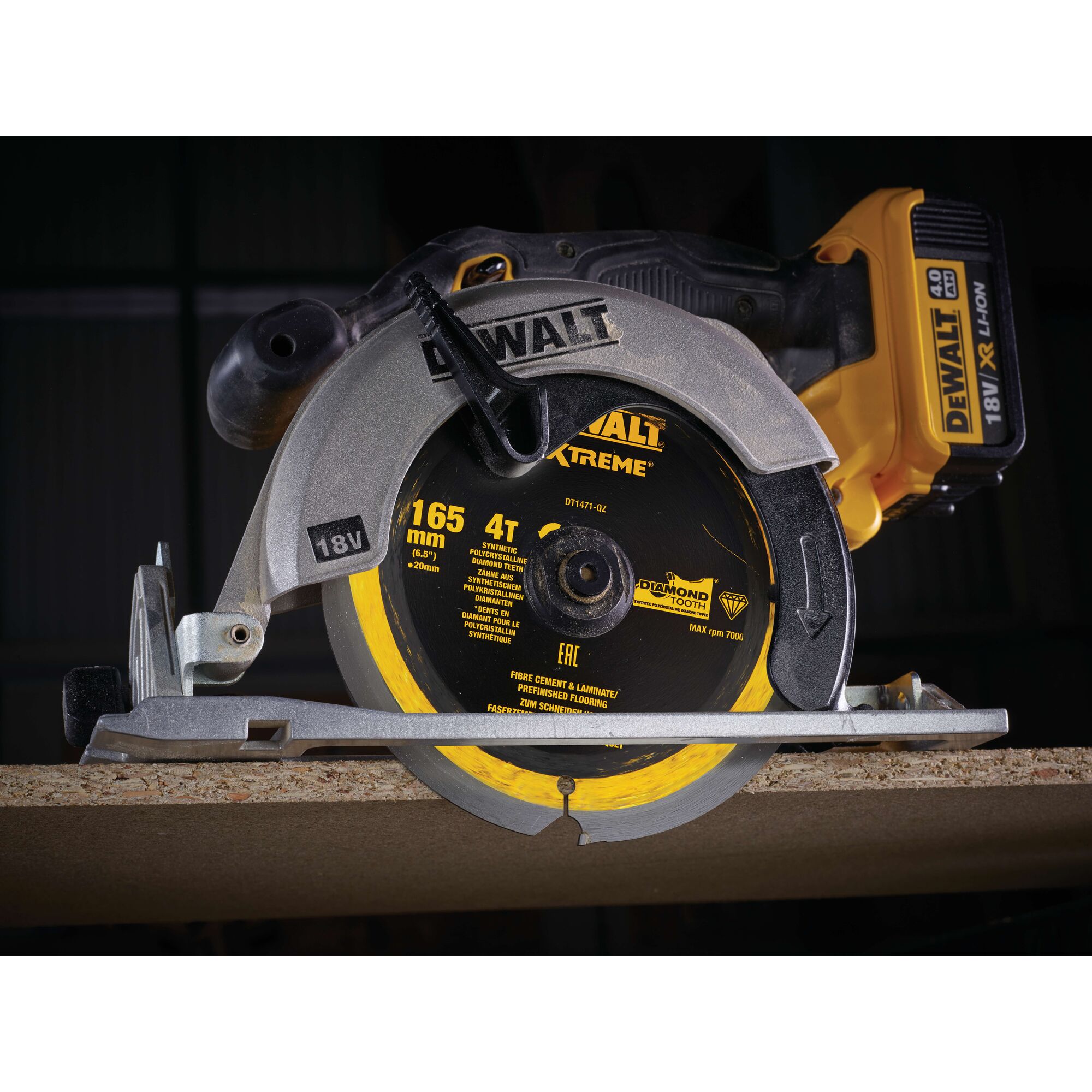 DeWalt saeketas Extreme 165 x 20 mm Z4 kiudtsementplaadile