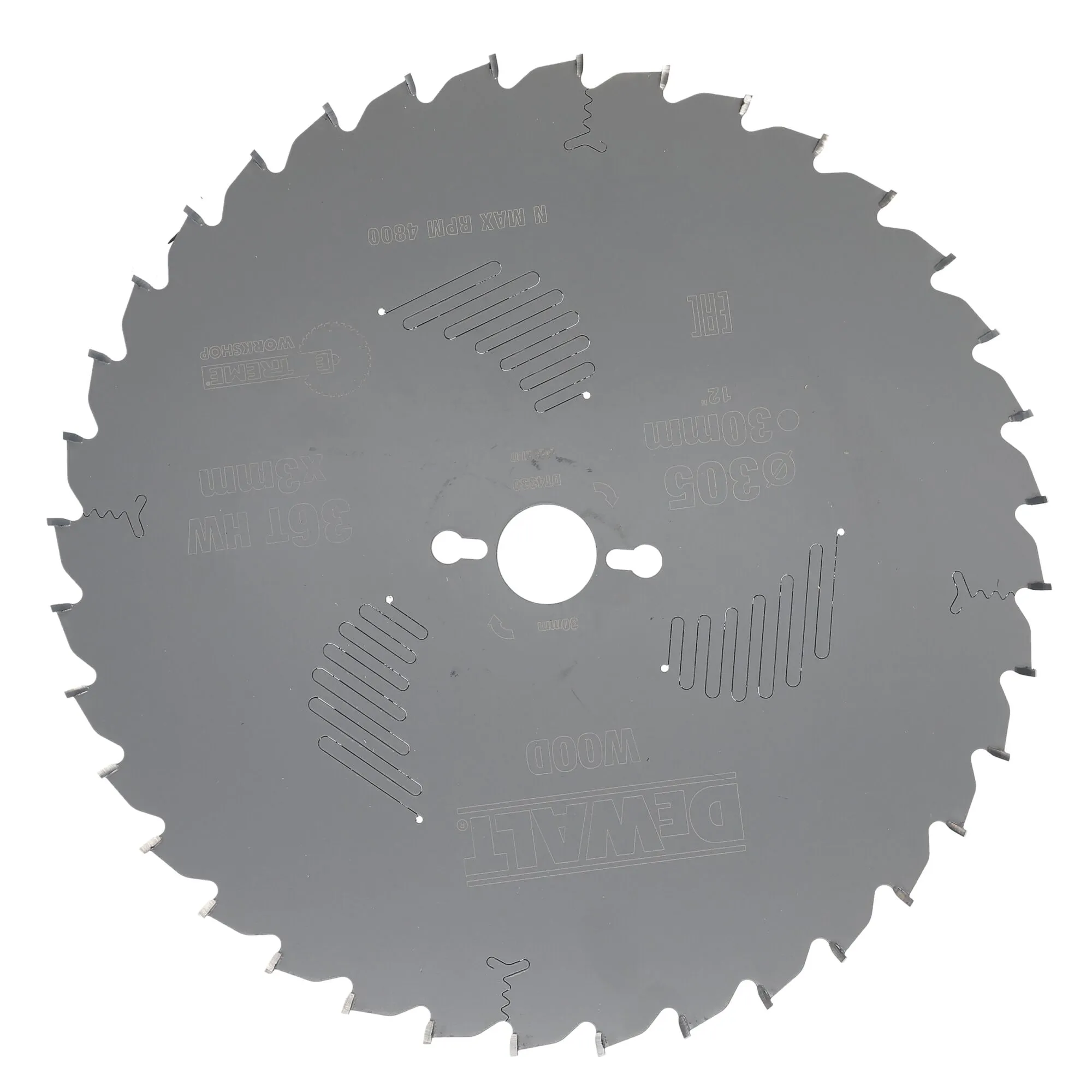 Pildil on näha Dewalt 305 x 30 mm ATB saeketas puidule.