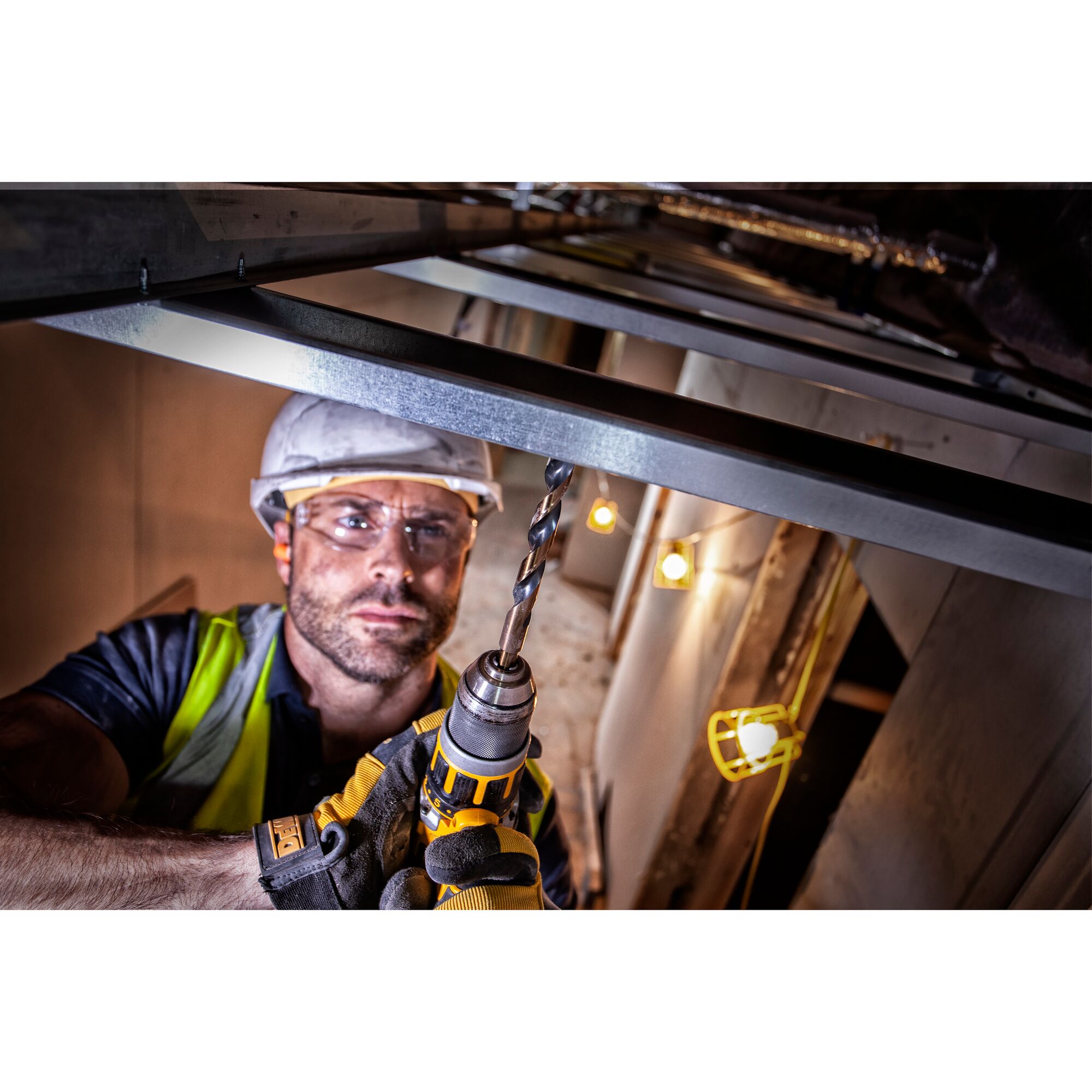 DeWalt metallipuuride komplekt HSS-G BLACK & GOLD 1-8 mm 14-osaline