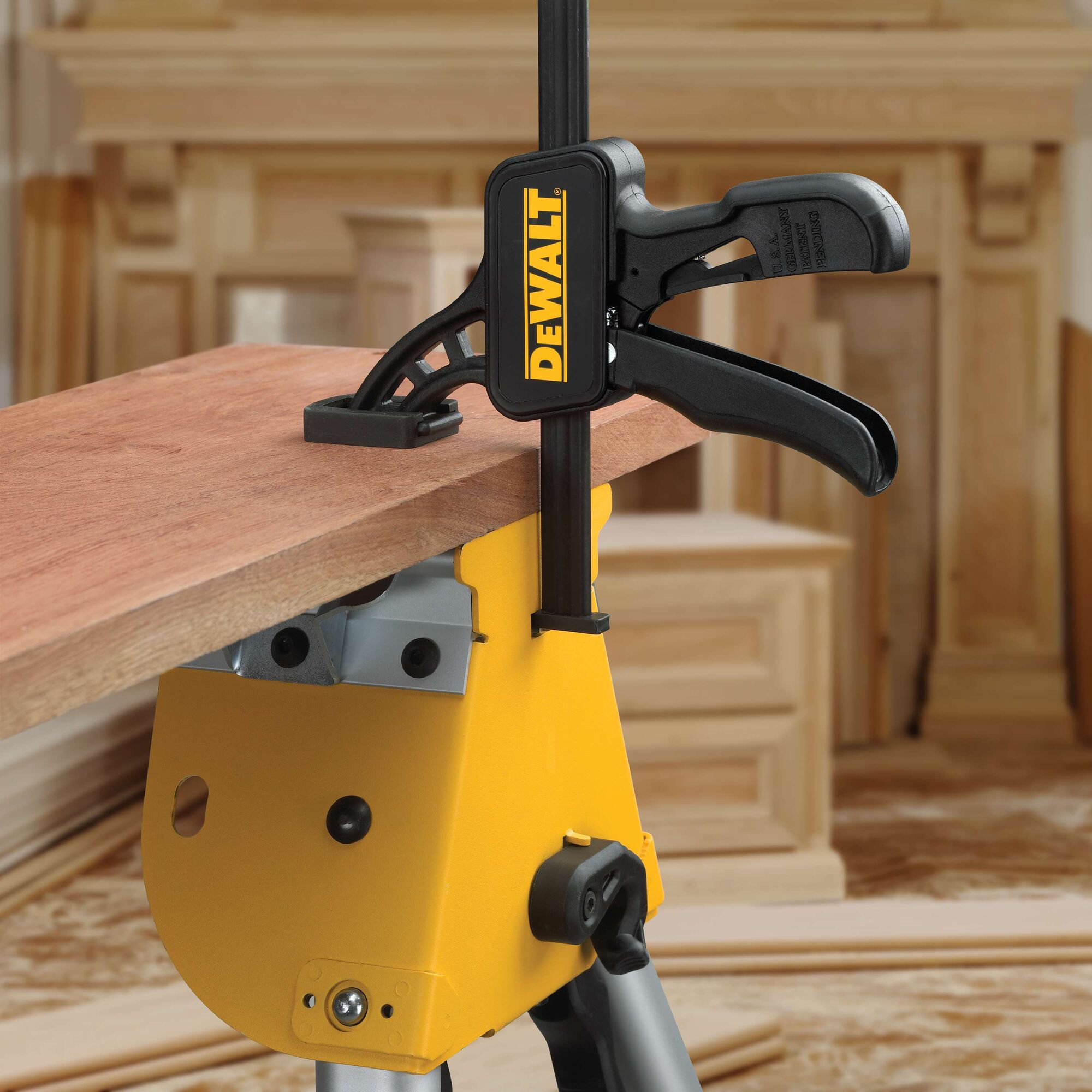DeWalt kreipimo bėgio tvirtinimo spaustukai