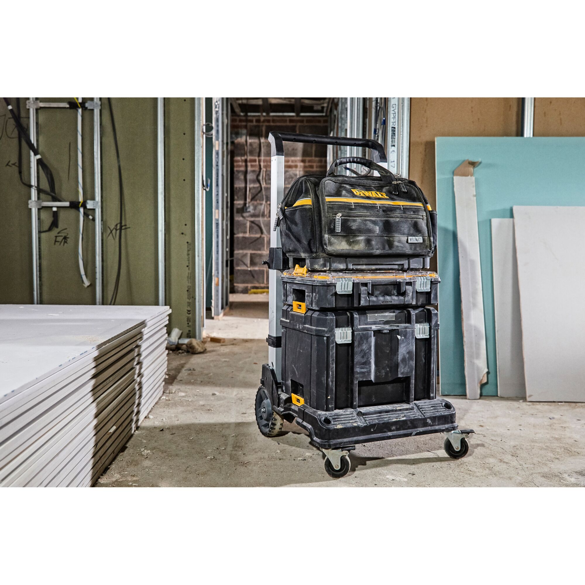 DeWalt DWST82991-1 tool bag