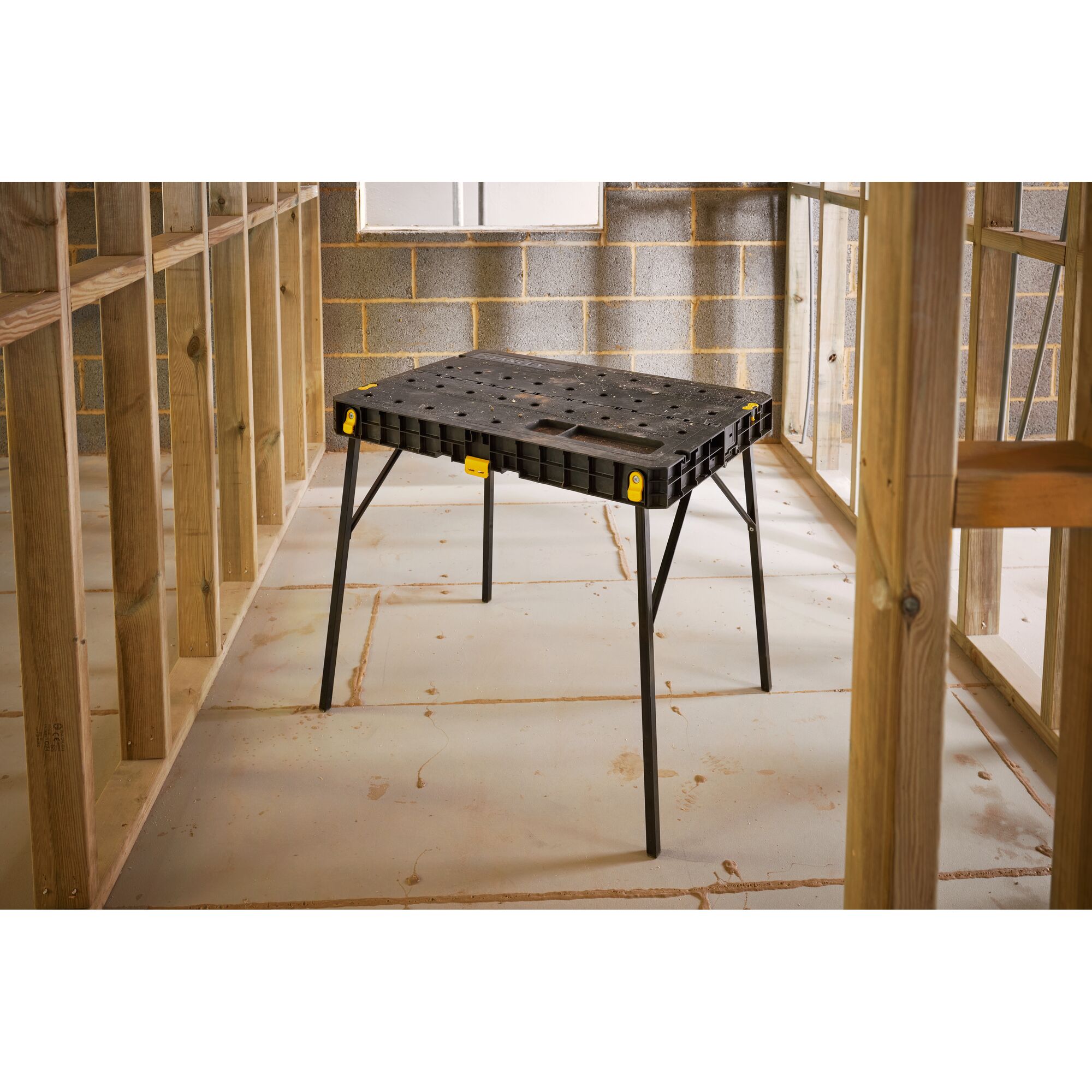 Stanley kokkupandav töölaud STST83492-1