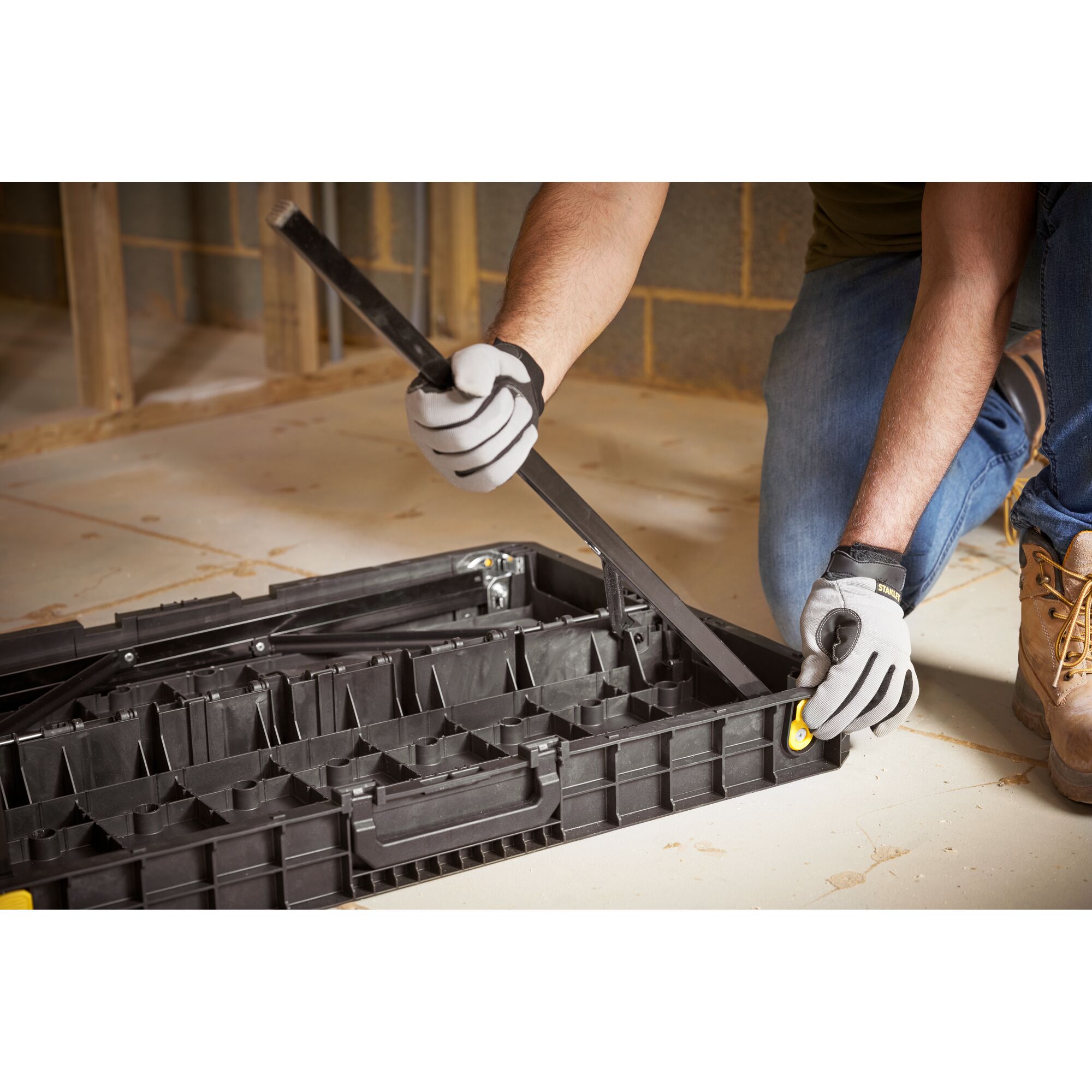 Stanley kokkupandav töölaud STST83492-1