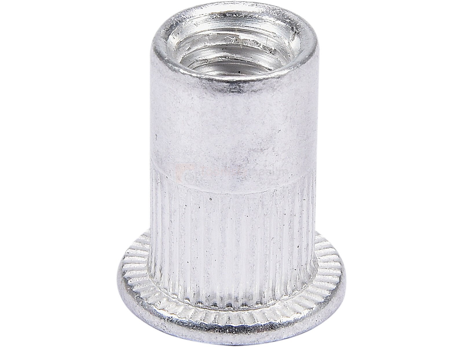 Pildil on YATO alumiiniumist neetmutrid, millel on silindriline kuju ja välisküljel sooned.