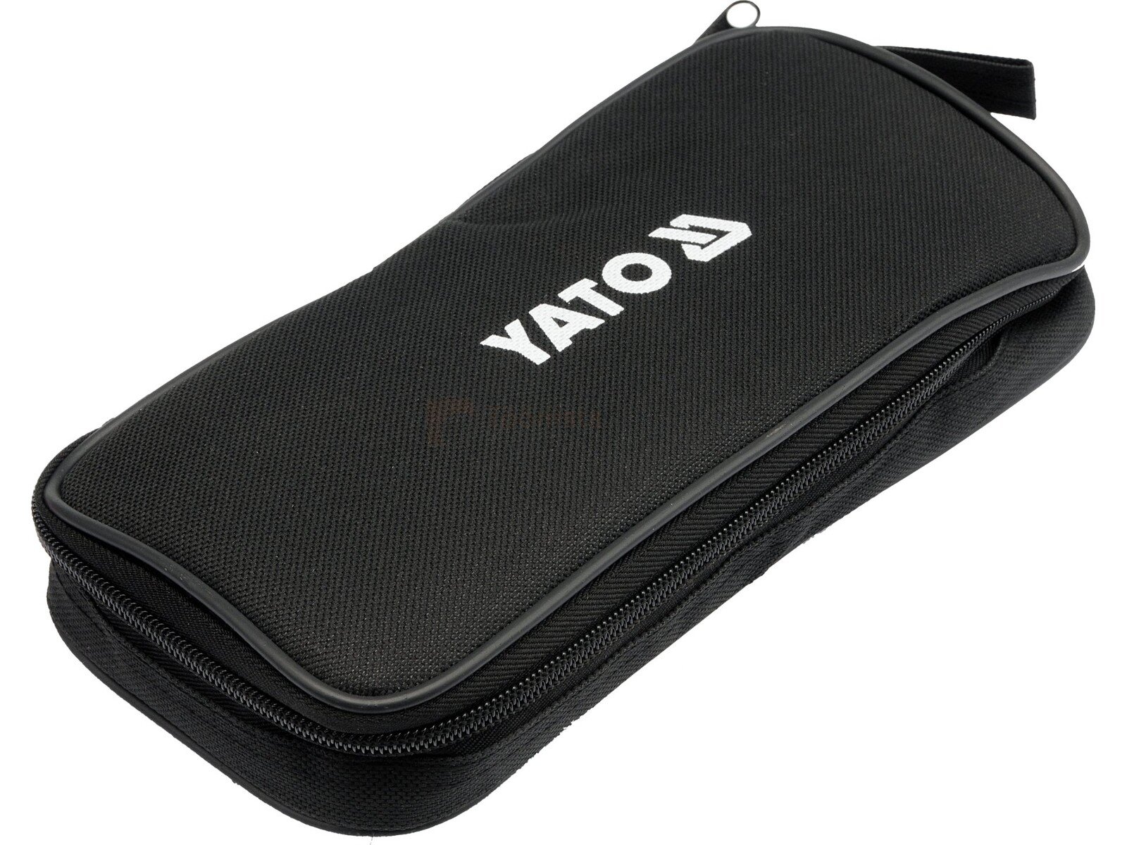 Pildil on musta värvi Yato ampertangide kohver, mis on suletud ja peal on Yato logo.