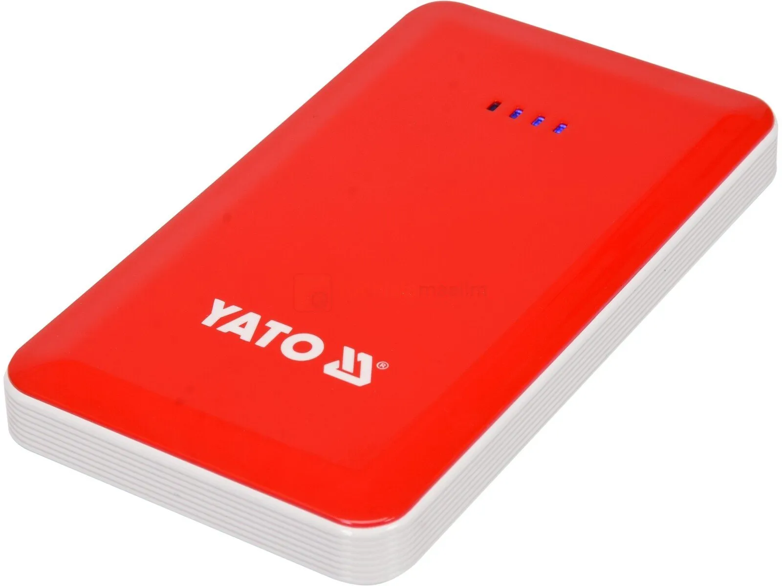 Pildil on punane Yato akupank mahutavusega 7500 mAh, millel on nähtavad laetuse indikaatorid.