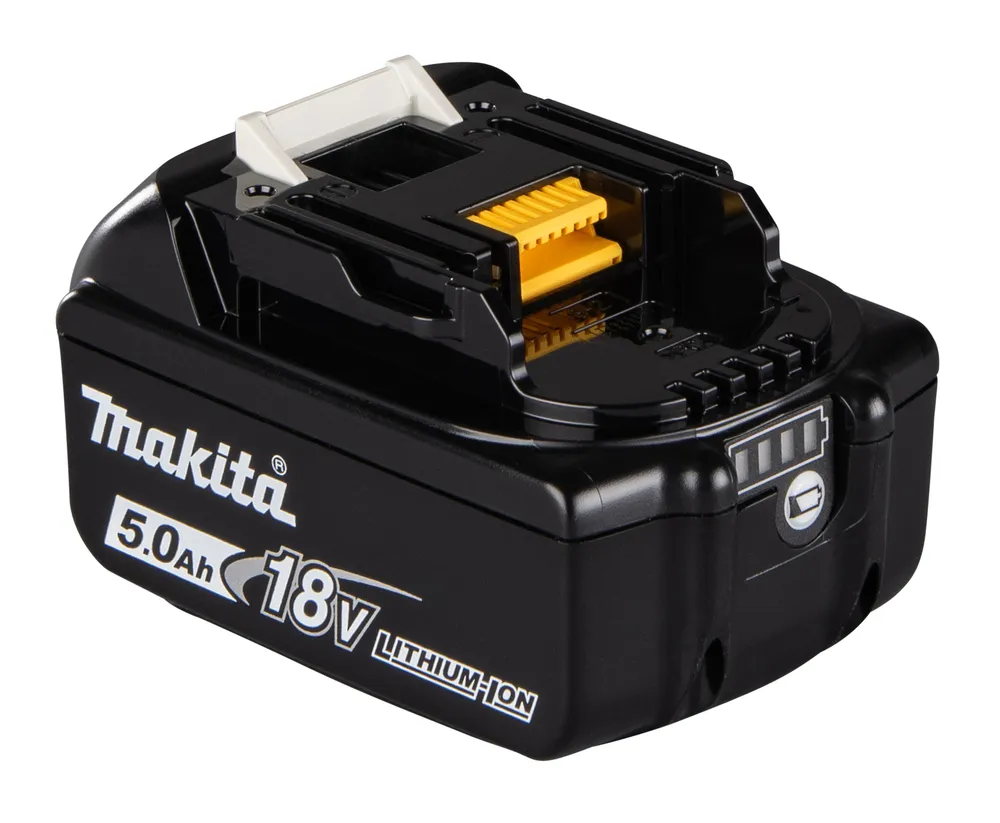 Pildil on must Makita 18 V 5,0 Ah BL1850B liitium-ioon aku, millel on nähtav Makita logo ja laetuse indikaator.
