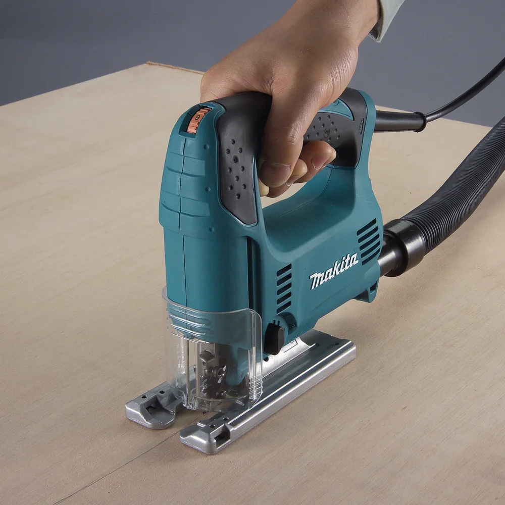 Makita zāģis 4329K