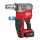 Pildil on Milwaukee M18 FUEL torulaiendaja, millel on näha tööriista korpus, laienduspea, aku ja One-Key funktsiooni tähis.