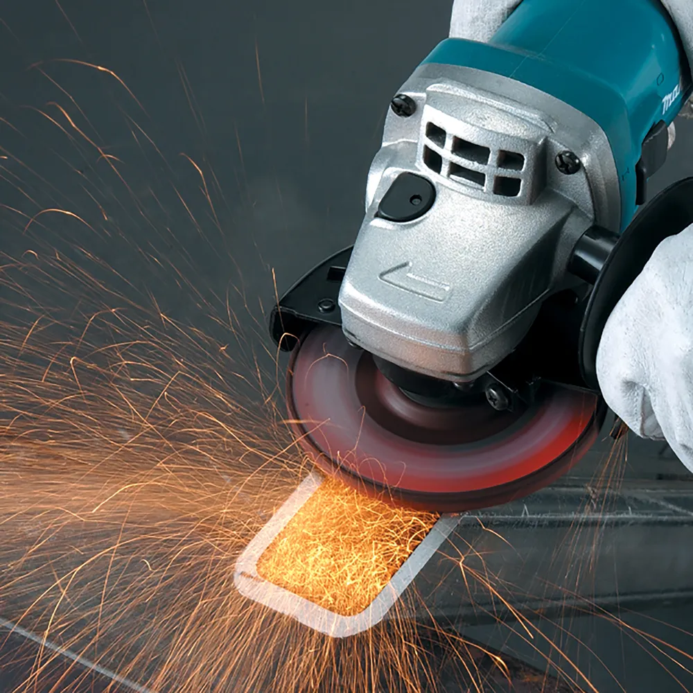 Makita угловая шлифовальная машина 9558HNR