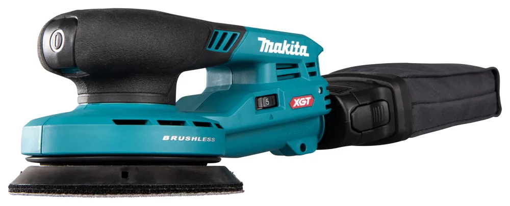 Pildil on Makita akuekstsentriklihvija BO003CGZ, millel on must tolmukott ja erksinine korpus.