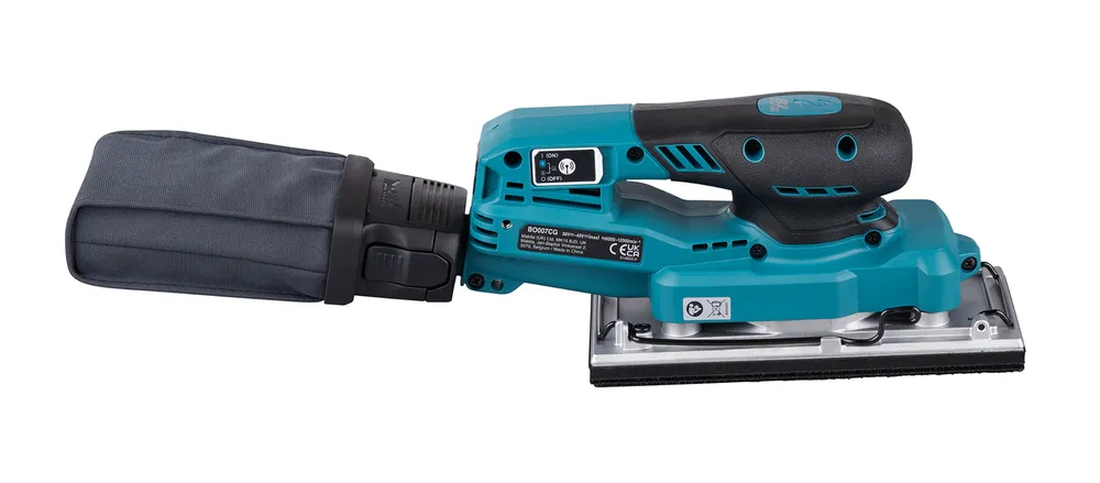 Pildil on Makita akutaldlihvija BO007CGZ, mille küljes on tolmukott ja millel on detailne teave tootja, mudeli ja...