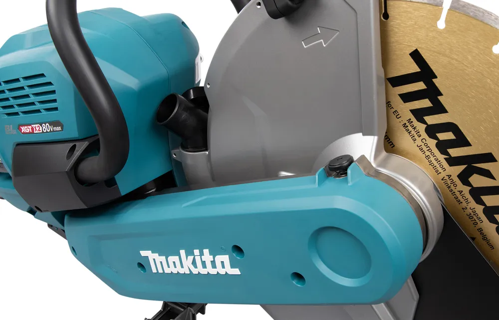 Pildil on näha Makita akulõikuri CE002GZ01 ketas ja mootori osa, mis on toodetud kvaliteetsetest materjalidest.