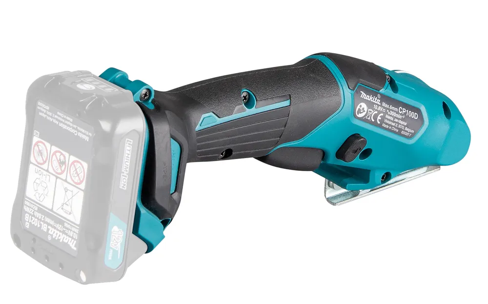 Pildil on näha Makita CP100DZ akuuniversaallõikur koos tühja akuga.