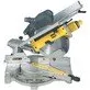 Pildil on DeWalt D27111 pöördsaepink, mis on valmis puidu lõikamiseks.
