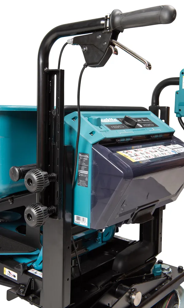 Makita battery-powered garden cart DCU603Z, without battery and charger