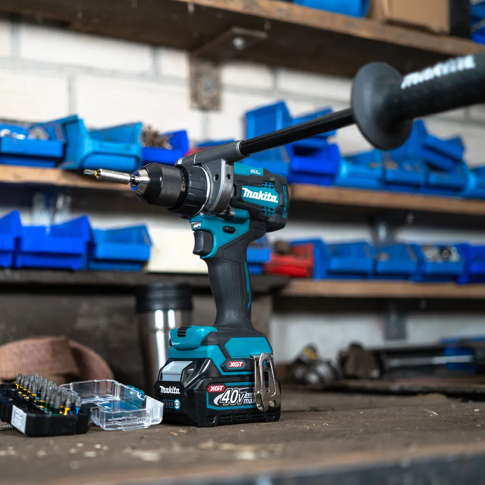 Makita akumuliatorinis grąžtas DF001GM201