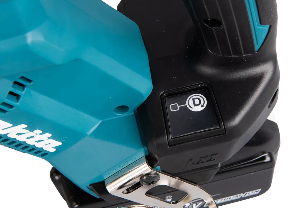 Pildil on detailid Makita akulindikruvikeeraja DFR452Z-st, näidates seadme korpuse detaile ja nuppu.