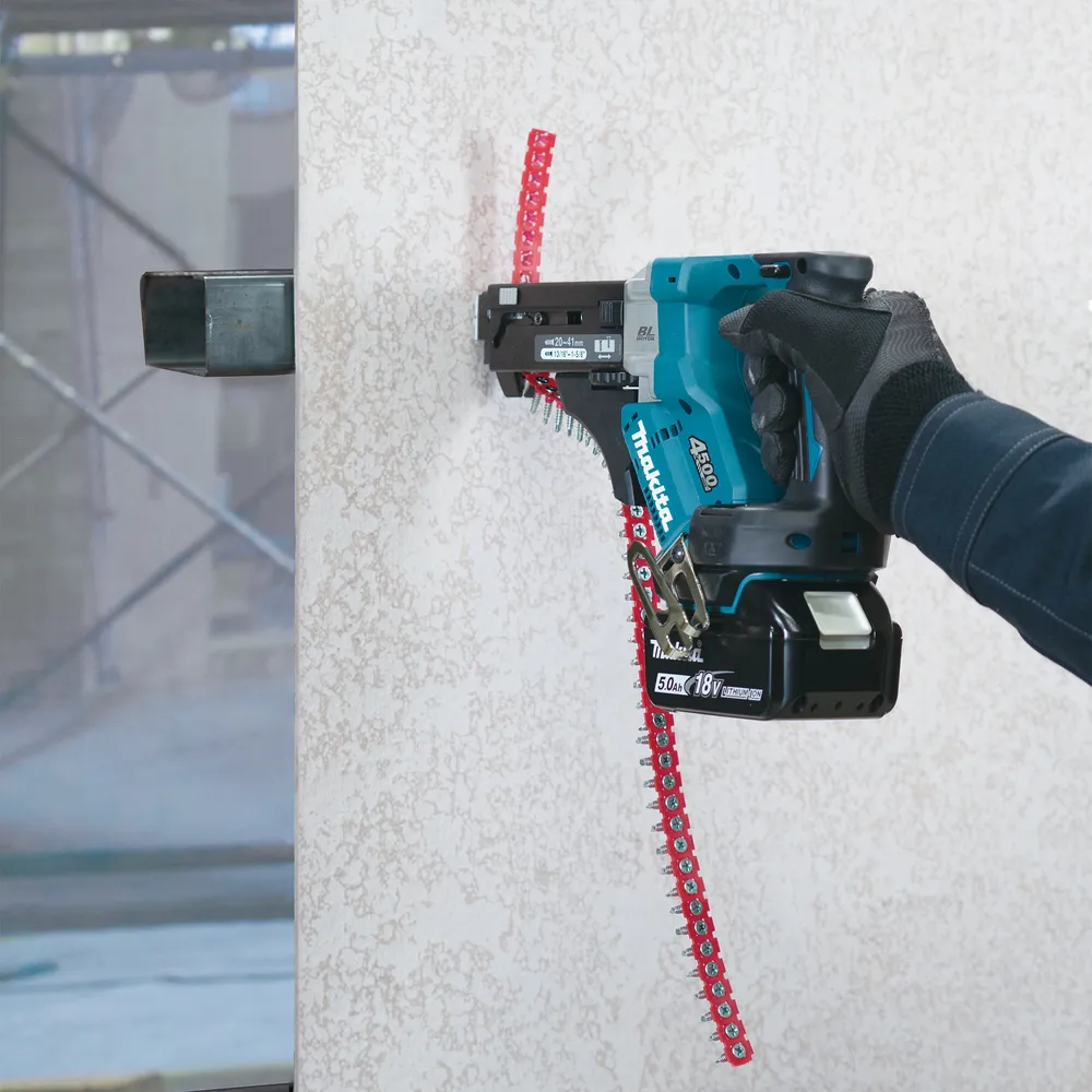 Аккумуляторный ленточный шуруповерт Makita DFR453Z, без аккумулятора и зарядного устройства