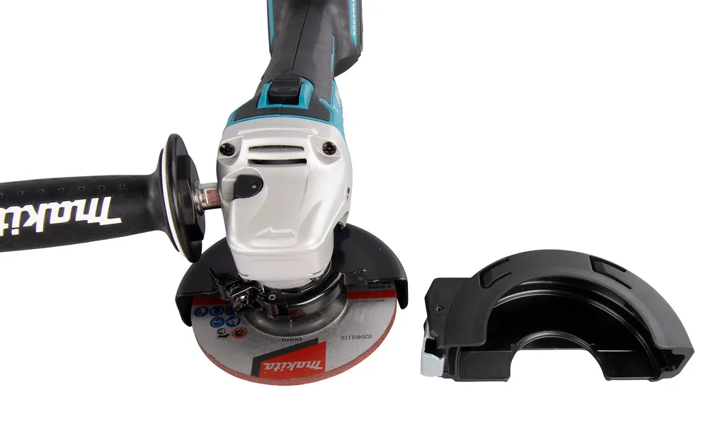 Аккумуляторная угловая шлифовальная машина Makita DGA506RTJ