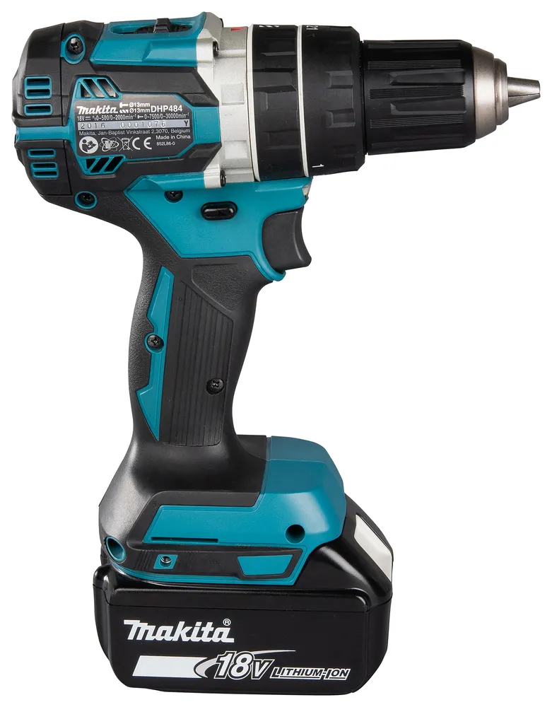 Pildil on näha Makita akulööktrell DHP484RTJ koos 18V akuga.