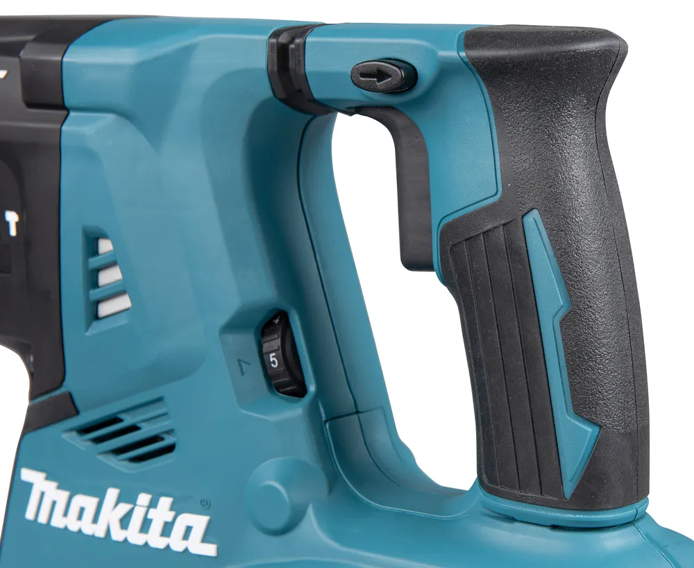 Pildil on näha Makita akupuurvasara DHR281ZWJ detail, sealhulgas käepide ja kiiruse reguleerimise nupp.