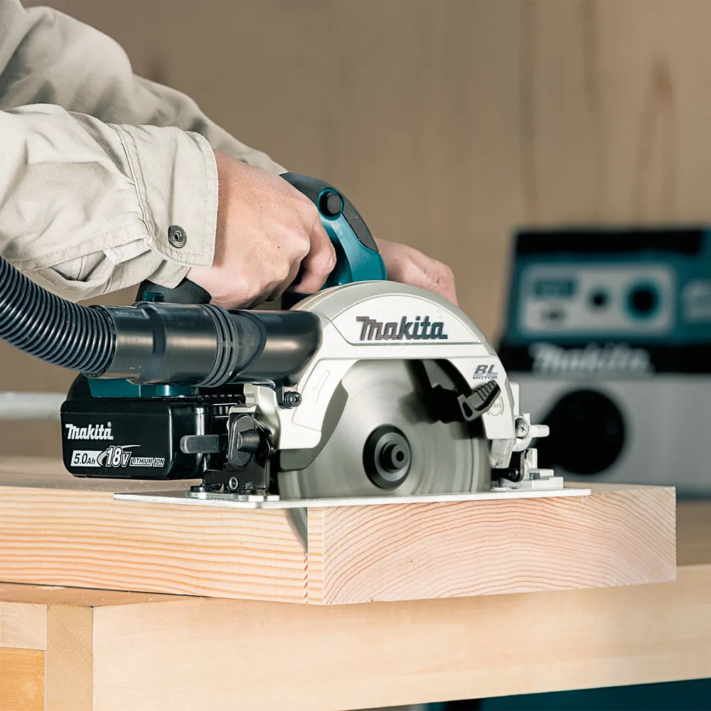 Аккумуляторная циркулярная пила Makita DHS661ZU, без аккумулятора и зарядного устройства