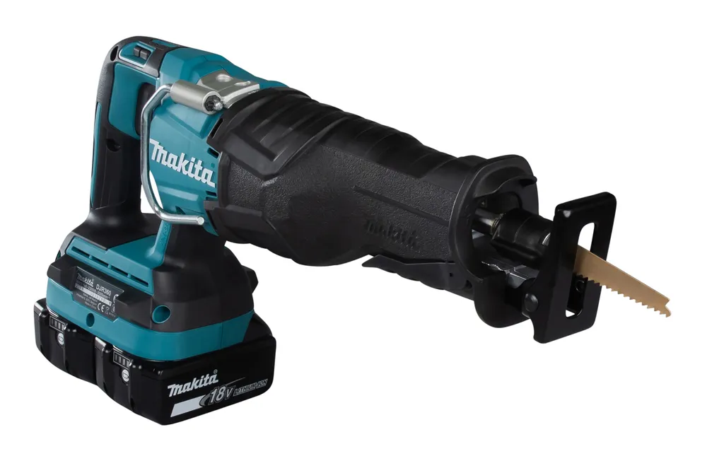 Pildil on Makita akuuniversaalsaag DJR360Z, ilma aku ja laadijata.