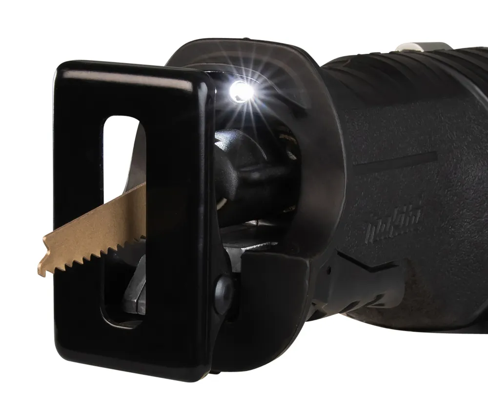 See on lähivõte Makita akuuniversaalsaag DJR360Z, millel on silmatorkav LED-lamp.