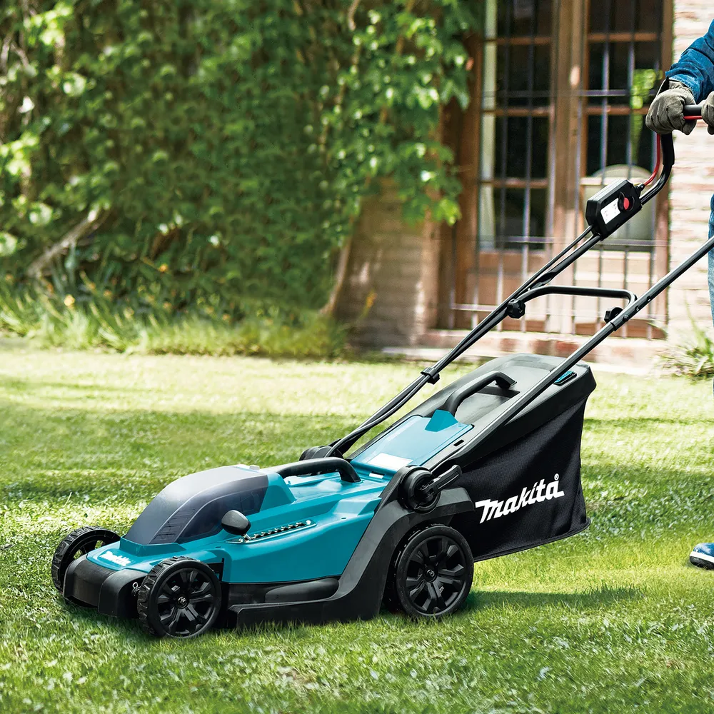 Makita akumuruniiduk DLM330Z, ilma aku ja laadijata