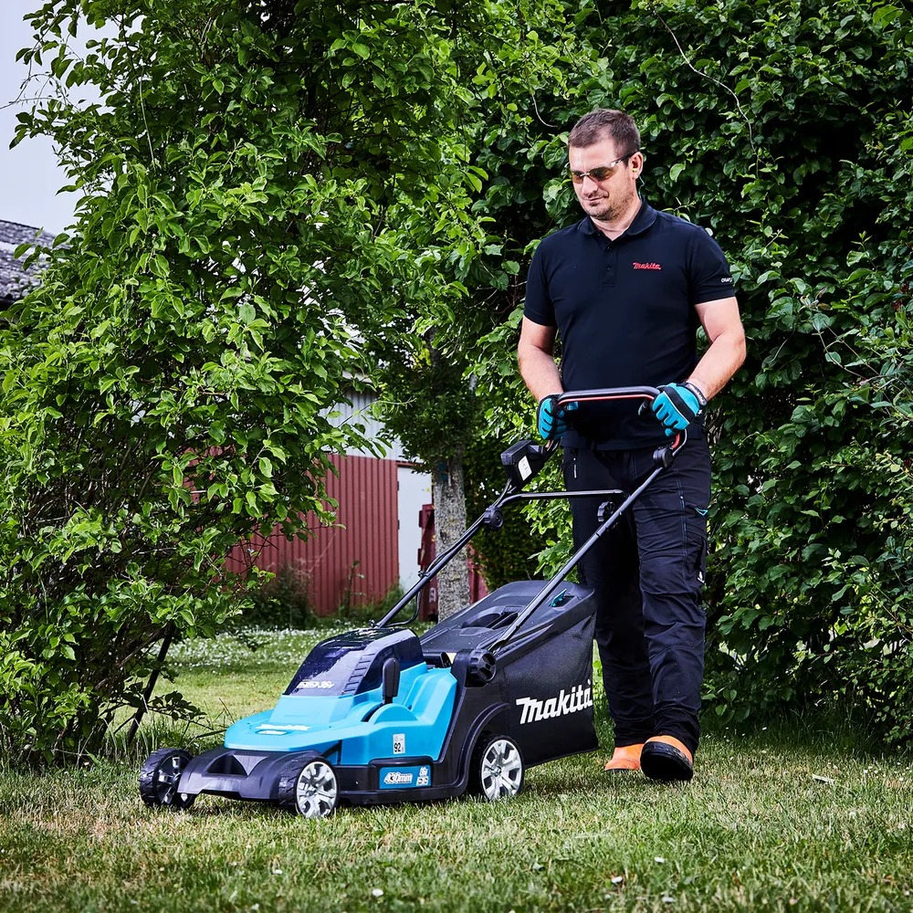 Makita akumulinė vejapjovė DLM432Z, be akumuliatoriaus ir įkroviklio