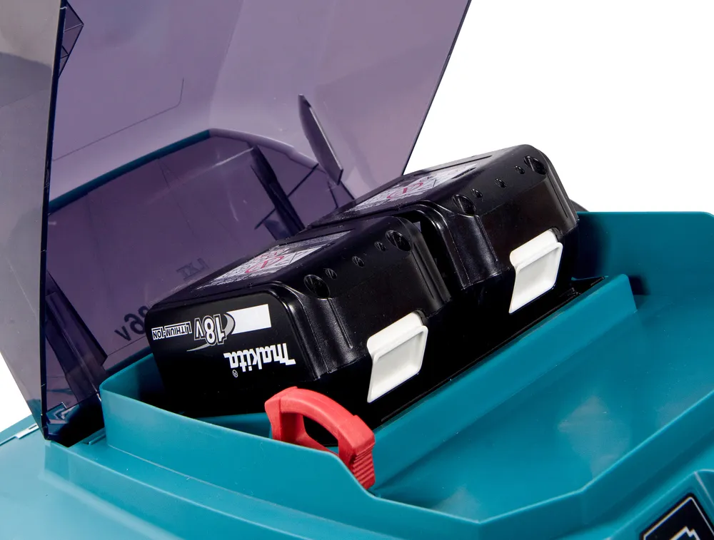 Makita cordless lawnmower DLM480Z, without battery and charger