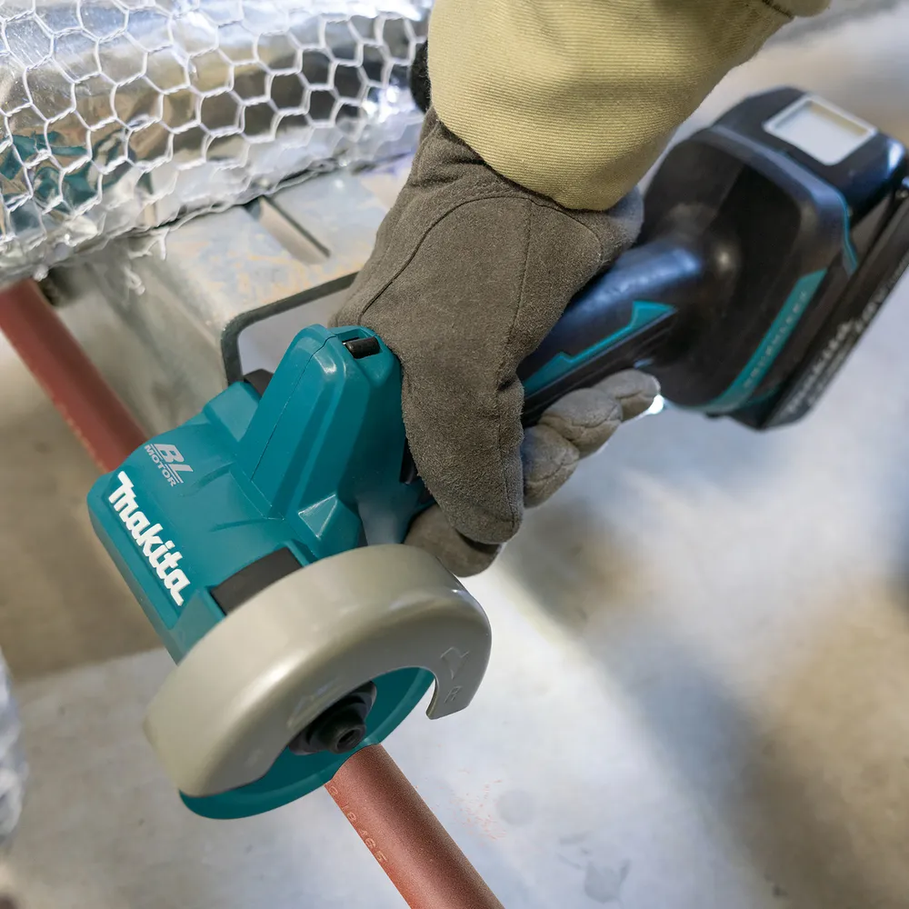 "Makita" akumuliatorinis kompaktiškas pjoviklis DMC300Z, be akumuliatoriaus ir įkroviklio