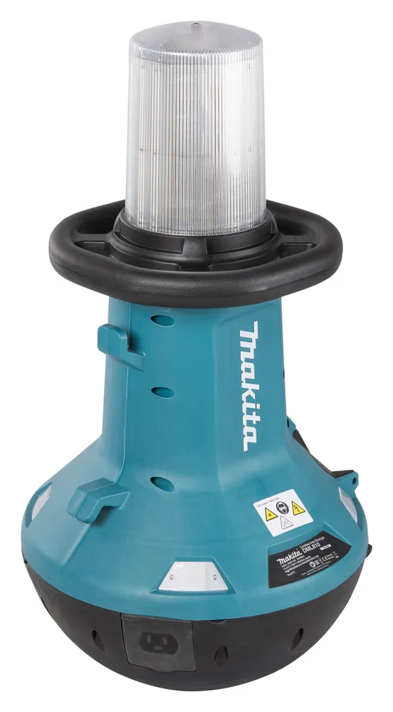 Pildil on näha Makita akulamp DML810, millel on selge valguskoonus ja käepärane disain.