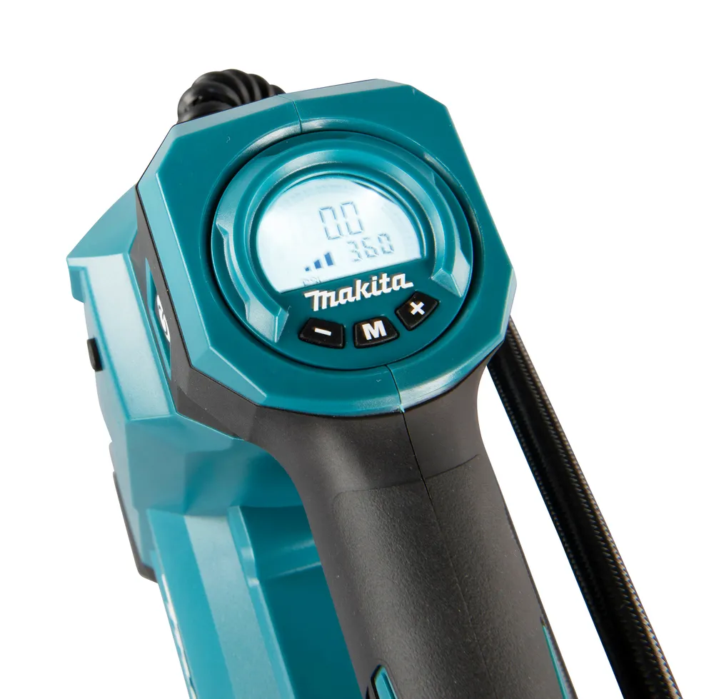 Pildil on Makita akupump DMP181Z, kus on näha selle digitaalne ekraan, millel kuvatakse rõhku, ning nupud, millega saab...