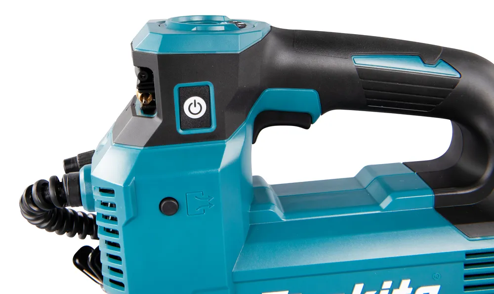 Pildil on näha Makita akupump DMP181Z, millel on sinine ja must korpus, toitelüliti ja õhuvoolu ikoon.