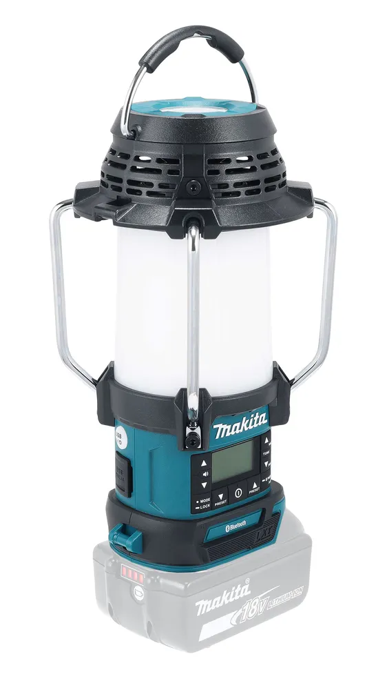 Pildil on Makita akulamp-raadio DMR057, mida toidab Makita 18V LXT liitiumioonaku.