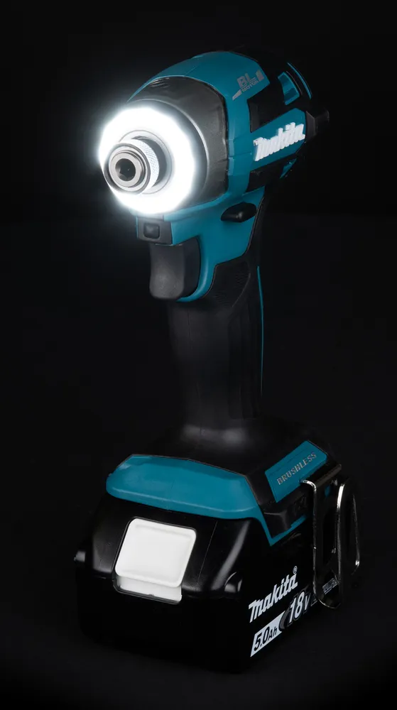 Аккумуляторный ударный гайковерт Makita DTD173RGJ