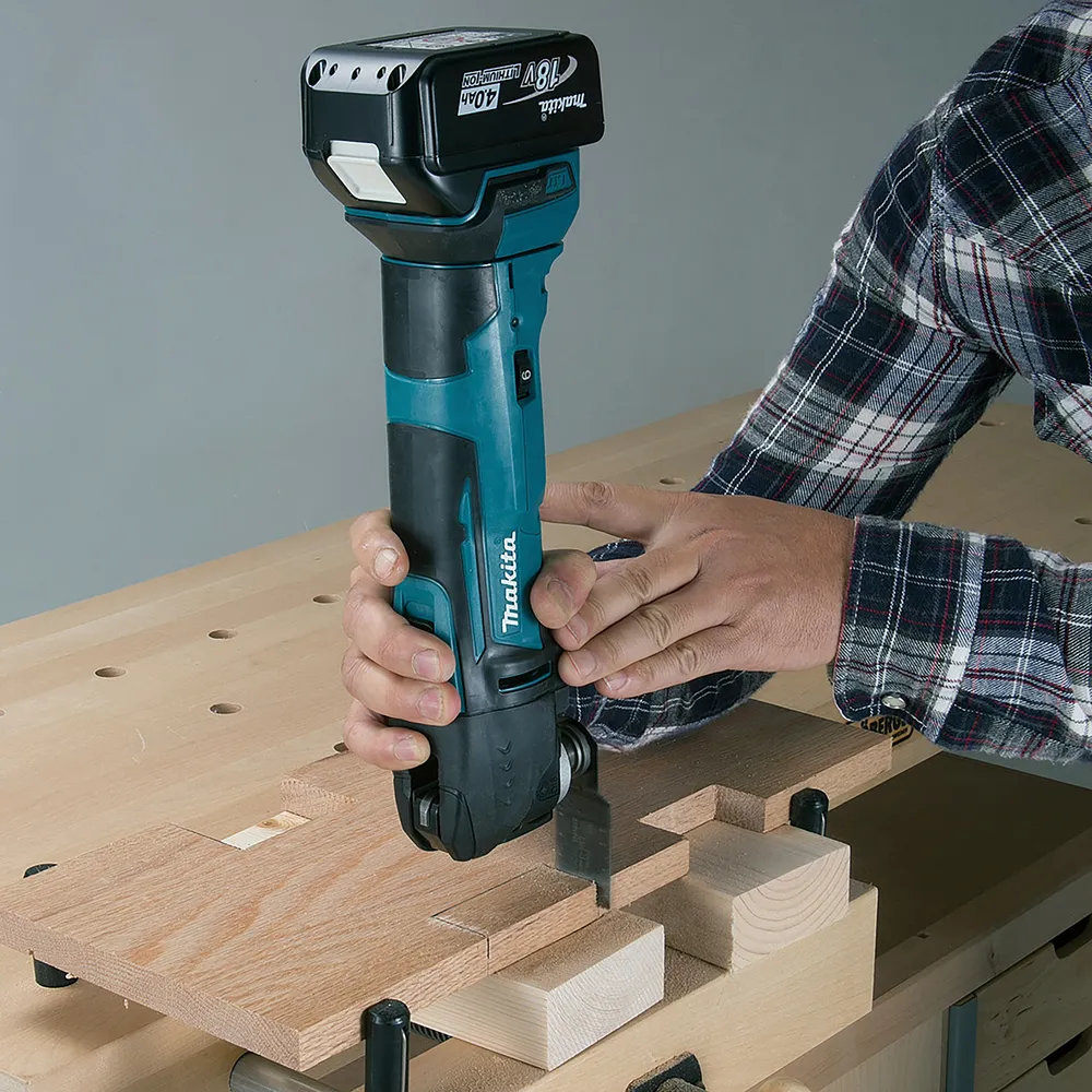 Многофункциональный аккумуляторный инструмент Makita DTM51ZJX1, без аккумулятора и зарядного устройства