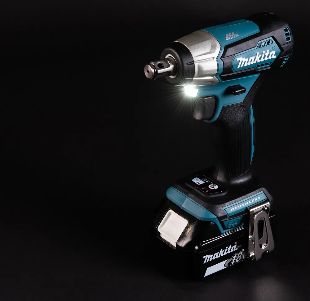 Аккумуляторный ударный гайковерт Makita DTW181Z, без аккумулятора и зарядного устройства