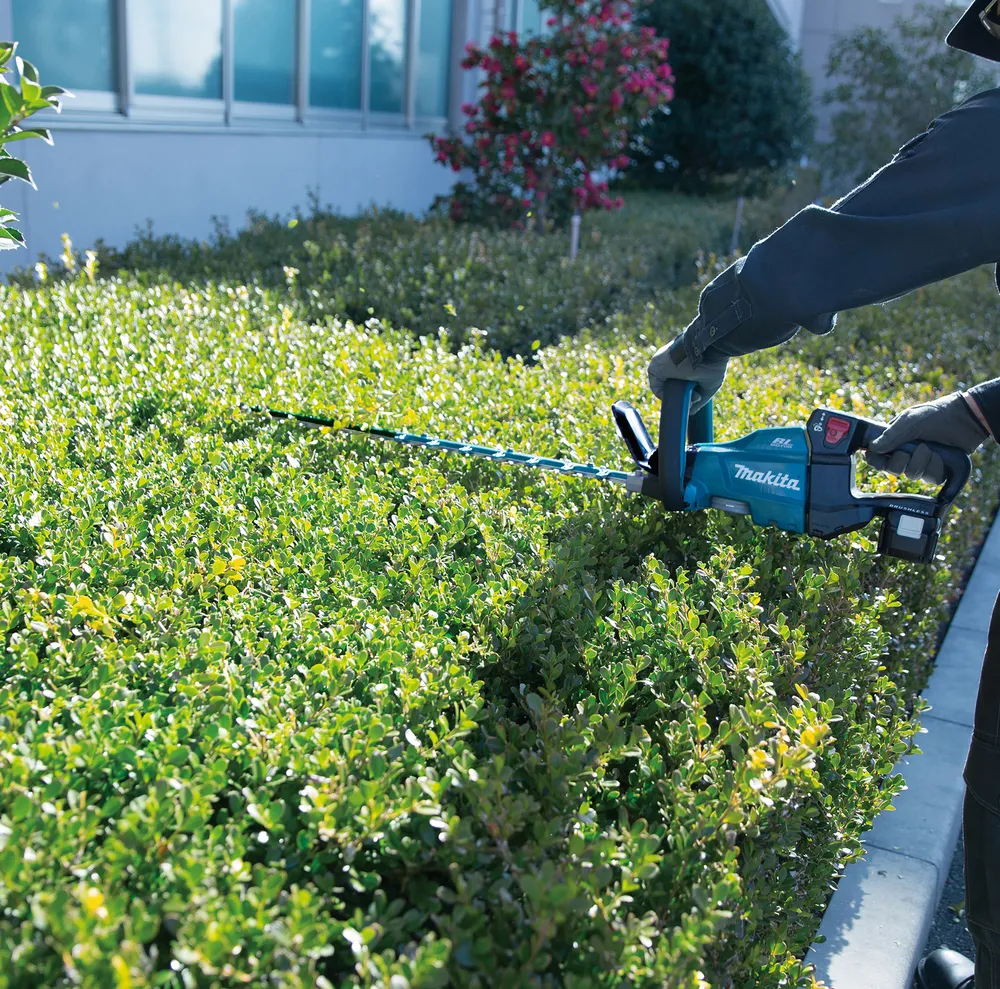Makita cordless hedge trimmer DUH751Z, without battery and charger