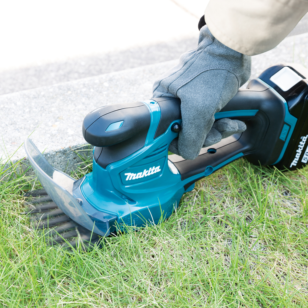 Аккумуляторные ножницы для травы и веток Makita DUM111SYX